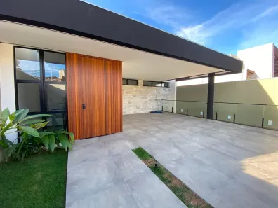 Casa com 3 Quartos à venda, 170m² no Universitário, Londrina