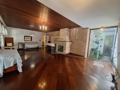Casa com 3 Quartos à venda, 239m² no Parque Continental, São Paulo