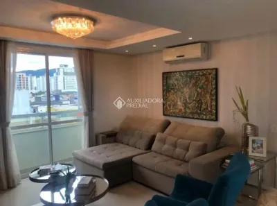 Cobertura com 3 Quartos para alugar, 216m² no Centro, Palhoça