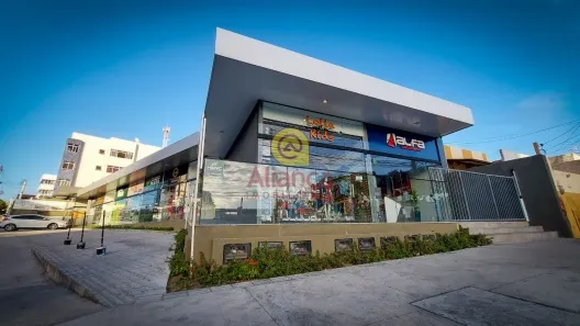 Ponto Comercial para alugar, 33m² no Candelária, Natal