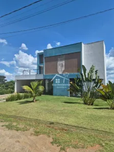 Casa de Condomínio com 3 Quartos à venda, 331m² no , Pardinho