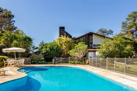 Casa à venda, 450m² no Iucas, Teresópolis