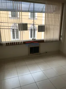 Sala Comercial à venda, 28m² no Centro, Jacareí