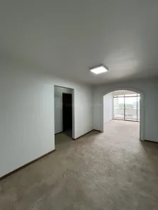 Apartamento com 2 Quartos para alugar, 92m² no Zona 01, Maringá