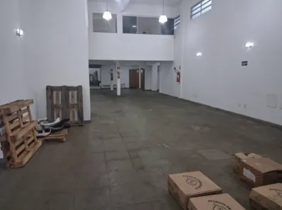 Prédio Residencial com 4 Quartos à venda, 400m² no Vila Mathias, Santos