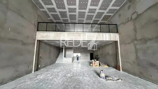 Galpão/Depósito/Armazém para alugar, 472m² no Cambuí, Campinas