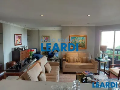 Apartamento com 3 Quartos à venda, 211m² no Vila Suzana, São Paulo