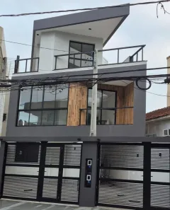 Casa com 3 Quartos à venda, 215m² no Embaré, Santos