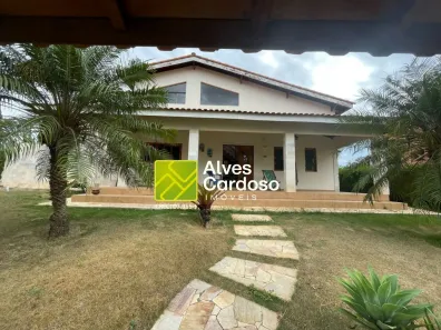 Fazenda/Sítio com 3 Quartos à venda, 300m² no Porangaba, Porangaba