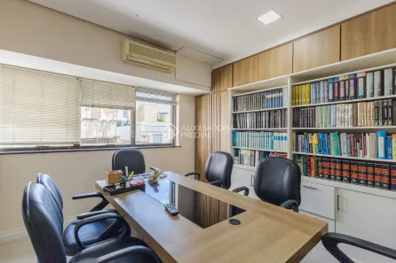 Sala Comercial para alugar, 102m² no Moinhos de Vento, Porto Alegre