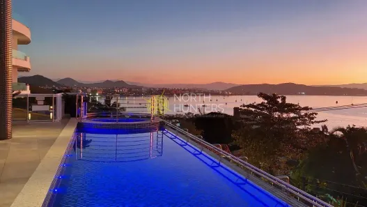 Apartamento com 3 Quartos para alugar, 142m² no Canasvieiras, Florianópolis