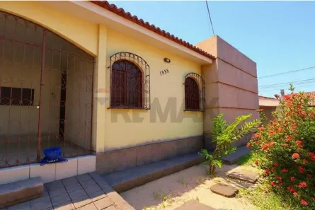 Casa com 3 Quartos à venda, 146m² no Candelária, Natal