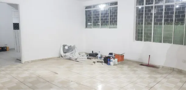 Imóvel Comercial com 4 Quartos para alugar, 300m² no Embaré, Santos