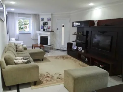 Casa com 4 Quartos à venda, 238m² no Água Fria, São Paulo