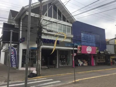 Sala Comercial à venda, 945m² no Centro, Joinville
