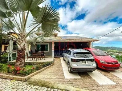 Casa de Condomínio com 3 Quartos à venda, 600m² no Itaipu, Niterói