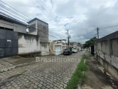 Galpão/Depósito/Armazém à venda, 350m² no Inhaúma, Rio de Janeiro
