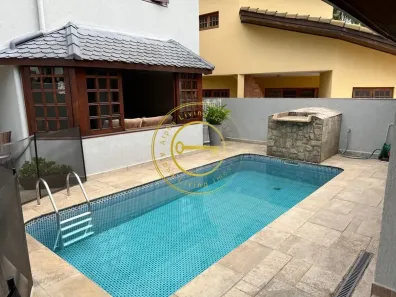 Casa com 5 Quartos para venda ou aluguel, 354m² no Alphaville, Santana de Parnaíba