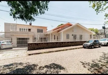 Casa com 3 Quartos à venda, 173m² no Vila Ipiranga, Porto Alegre