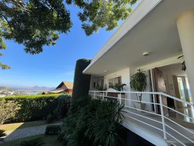 Casa com 4 Quartos à venda, 420m² no Piratininga, Niterói