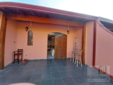 Casa com 2 Quartos à venda, 179m² no Jardim Maria Tereza, Barueri