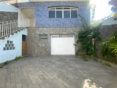 Sobrado com 3 Quartos à venda, 127m² no Bortolândia, São Paulo