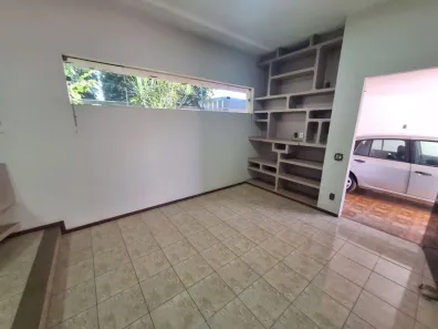 Casa com 3 Quartos para alugar, 396m² no Vila Cidade Universitária, Bauru