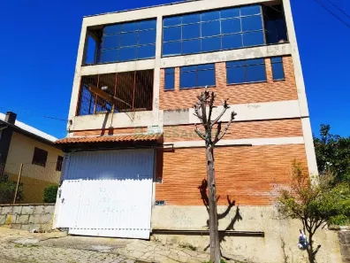 Galpão/Depósito/Armazém para alugar, 550m² no Rio Branco, Caxias do Sul