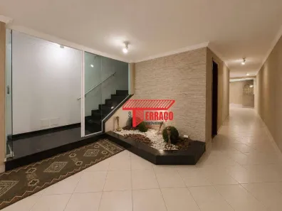 Sobrado com 3 Quartos para alugar, 261m² no Vila Gilda, Santo André