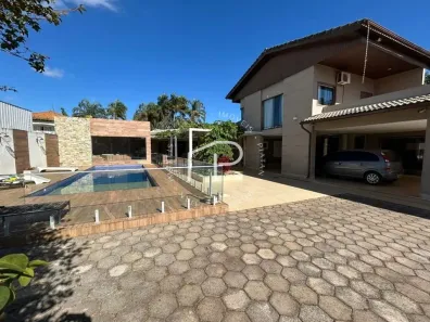 Casa com 5 Quartos para alugar, 500m² no Taguatinga Sul, Brasília