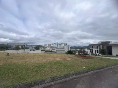 Lote/Terreno à venda, 739m² no Condomínio Residencial Colinas do Paratehy, São José dos Campos