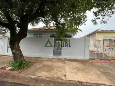 Casa com 3 Quartos à venda, 207m² no Vila Goes, Londrina