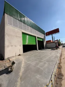 Galpão/Depósito/Armazém para alugar, 550m² no Vila Figueira, Suzano