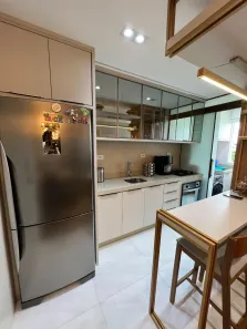 Apartamento com 2 Quartos à venda, 50m² no Vila Vardelina, Maringá