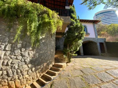 Casa com 4 Quartos à venda, 462m² no Santa Lúcia, Belo Horizonte