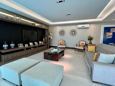 Apartamento com 5 Quartos à venda, 300m² no Meia Praia, Itapema