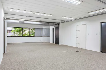 Ponto Comercial para alugar, 171m² no Cidade Monções, São Paulo