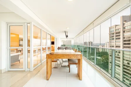 Apartamento com 3 Quartos à venda, 212m² no Alphaville Centro Industrial e Empresarial/Alphaville., Barueri