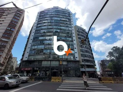 Sala Comercial à venda, 45m² no Centro Histórico, Porto Alegre