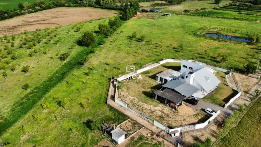 Fazenda/Sítio com 3 Quartos à venda, 600m² no Camobi, Santa Maria