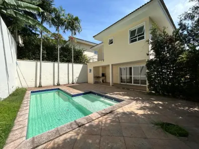 Casa de Condomínio com 4 Quartos à venda, 264m² no Chácara Santa Lúcia dos Ypes, Carapicuíba