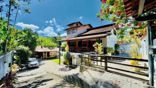 Casa com 4 Quartos à venda, 210m² no Engenho do Mato, Niterói