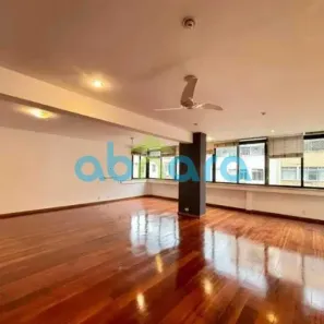 Apartamento com 3 Quartos à venda, 172m² no Leme, Rio de Janeiro