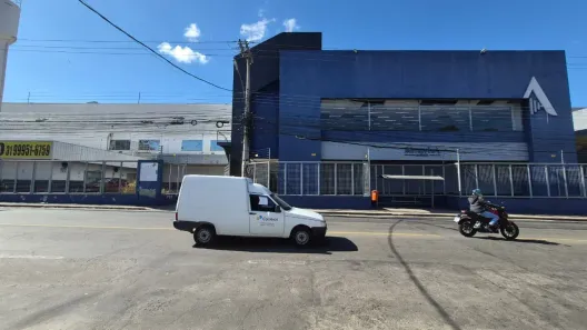Prédio Comercial para alugar, 150000m² no Fábrica, Juiz de Fora