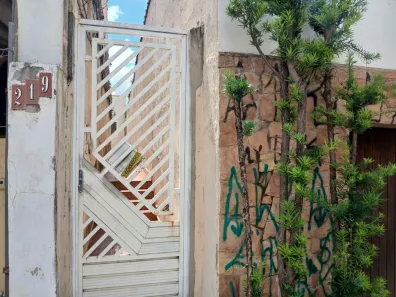 Casa com 2 Quartos para alugar, 60m² no Lapa, São Paulo