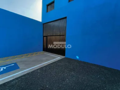 Galpão/Depósito/Armazém para alugar, 151m² no Daniel Fonseca, Uberlândia
