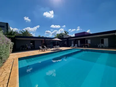 Casa de Condomínio com 4 Quartos para alugar, 350m² no , Jardinópolis