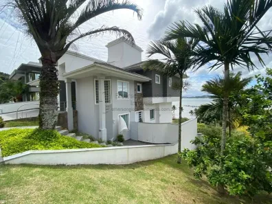 Casa com 4 Quartos à venda, 350m² no João Paulo, Florianópolis