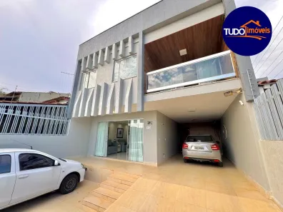 Sobrado com 5 Quartos à venda, 293m² no Setor Leste, Brasília