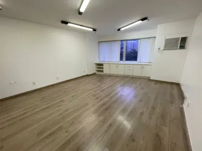 Sala Comercial à venda, 38m² no Barra da Tijuca, Rio de Janeiro
